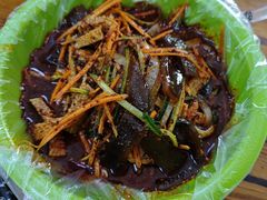 -不起眼麻辣烫凉皮店