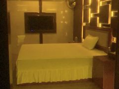 -花湖会所·高端水疗商务泡浴SPA(高新店)