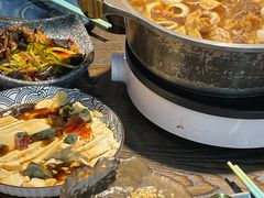 -鼎牛牛炖锅·烤串(温泉路店)