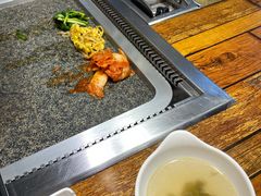 -小花猪韩式石板烤肉