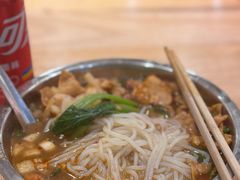 -柳州肥姨妈大骨螺蛳粉(万达中心店)