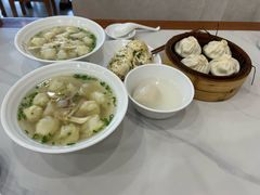 -老西白点心店