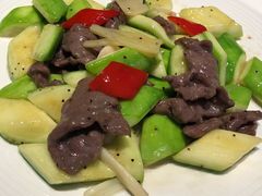 -八府香鸭·啫啫煲(华山路店)