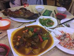 特色的大盘鸡-维吾尔餐厅(宜山路店)