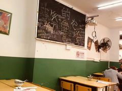 大堂-做了不起的80后