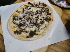 牛肉披萨-LYFATTI 莱芙缇(赣水路店)