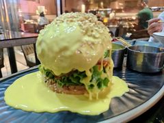 瀑布芝士牛肉汉堡-Let'sBURGERplus·非常创意汉堡(三里屯店)