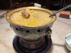 铜锅酸菜炖软骨-小吊梨汤·北京菜·烤鸭(清河万象汇店)