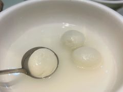 荠菜肉汤团-两户人家农家乐