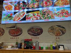 -金渝海鲜烧烤万州烤鱼店