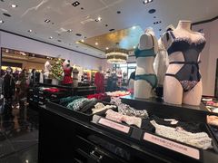 -Victoria's Secret(杭州湖滨银泰in77店)