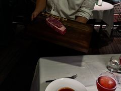 -MONICH牛排融合餐厅(和义大道购物中心店)