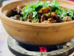 田螺焖鸡-广宁炭炉鸡煲·富临门饭店