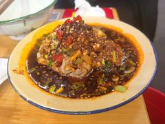 -拈签一笑黄牛肉辣卤串串