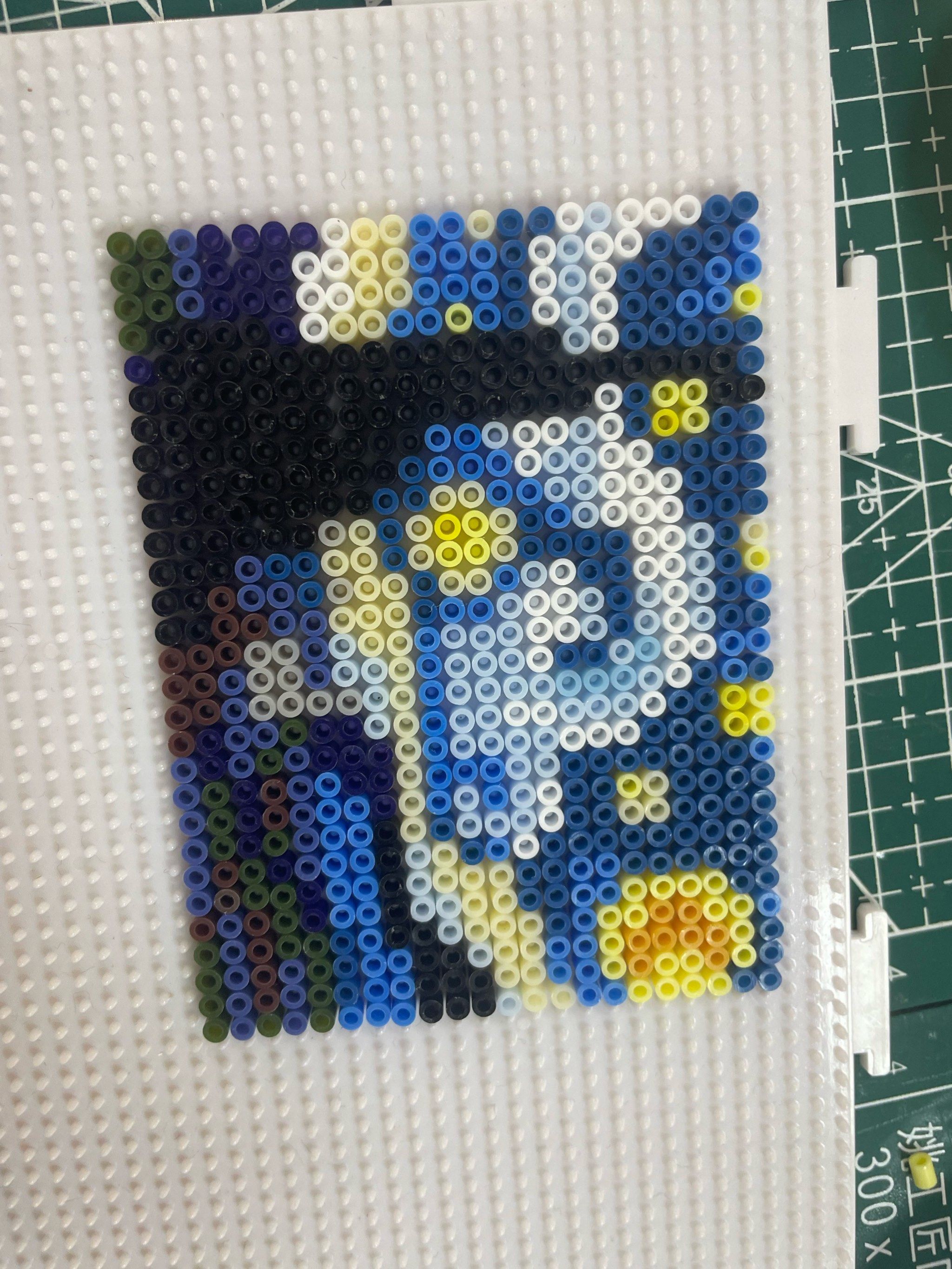 的时候他们就会拼立体拼豆\\n今天小菠萝还找了《星月夜》的毛绒图纸