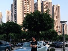 -Club Queen皇后酒吧