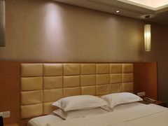 -深圳悦如酒店(香蜜公园车公庙地铁站店)