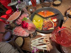 -巴卤社老火锅(财富店)