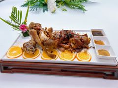 -宝界普菲特湖畔酒店