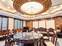 -鸿宾楼(展览馆路店)