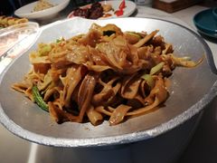 -荷塘秋月·本帮江浙菜(国权路店)