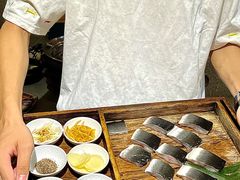 -围炉肉舍•炭烤活鳗•丹东海鲜烤肉(步行街店)