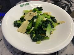 -新白鹿餐厅(百联中环店)