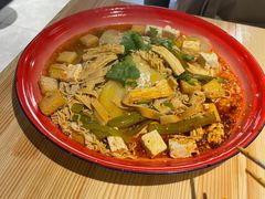 -老街称盘麻辣烫(真武路店)