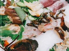 -红鼎豆捞·非遗鲍皇汤火锅(宝丰路店)