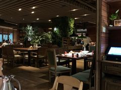 大堂-前海沿·青岛菜(大拇指广场石老人店)