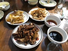 -大树下饭店(春晓镇慈岙社区卫生服务站南)