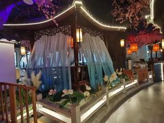 -荷塘秋月·本帮江浙菜(国权路店)