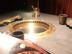 -铭牛烧肉·和牛海鲜自助(高新月牙湖店)