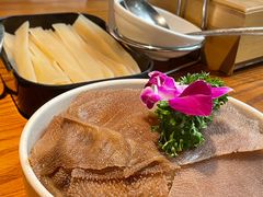 -佬土鹅肠火锅(解放路店)