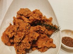 芝麻软炸肉-品海楼·大连海胆锅贴馆(东港店)