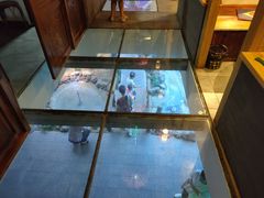 面包甜点陈列柜-缘福乡村铁锅炖民宿(八达岭店)