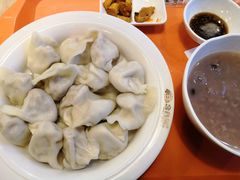 藤椒牛肉玉米粒水饺-金谷园饺子锅贴(亦庄店)