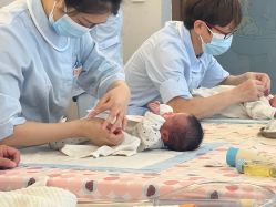 -盈月阁母婴护理中心·月子中心·月嫂育儿嫂