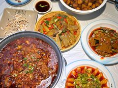 -阆辣荟餐饮(老味道8年·古城店)