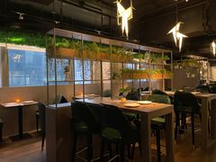 -Oasis Bar & Grill