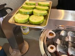 -围炉肉舍•炭烤活鳗•丹东海鲜烤肉(步行街店)