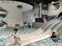 -MINI MARS KIDS CLUB亲子家庭中心(长宁天山店)