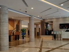 -上海虹桥君丽假日酒店(娄山关路地铁站店)
