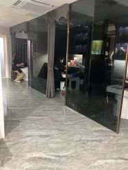 点击看大图 -七分屋LA·烫发·染发·剪发