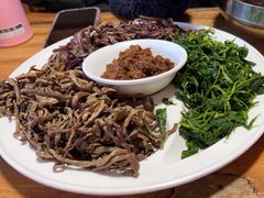 -百年石锅饭·朝鲜族传统民餐