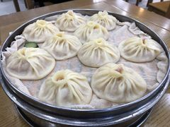传统灌汤猪肉虾仁小小笼包-地安门包子铺(地安门店)