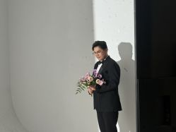-MAO亲爱的猫婚纱摄影工作室