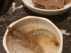 -牛YO寿喜烧·铁板烧和牛火锅自助(市府恒隆店)