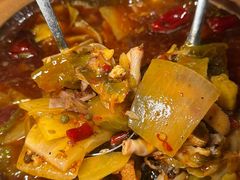 -李双猪·小龙虾·烧烤·羊肉煲(乐山店)