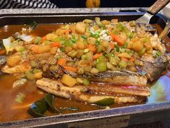 -里岛烤鱼(东港凯虹广场店)